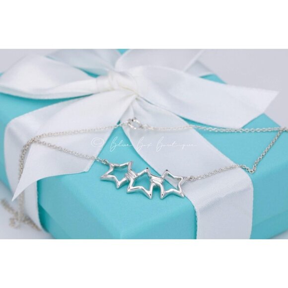 Tiffany & Co. Star Necklace Silver Triple Stars Pendant in Silver - Picture 3 of 6